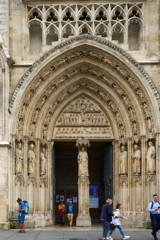 Saint-André Cathedral of Bordeaux: The Digital Audio Guide - Iconic Spiritual Place