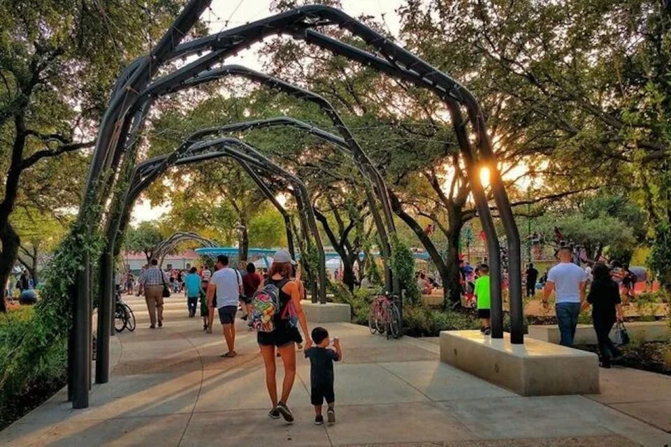 San Antonio: HERstory Walking Tour - Local Perspective on the Riverwalk