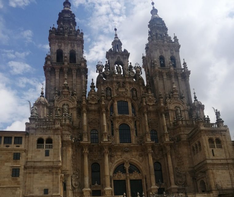 Santiago of Compostela Pilgrimage Private All Included - Experiencing the Cathedral