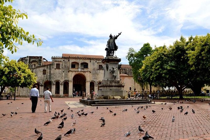 Santo Domingo City Tour From Punta Cana - Discover the Columbus Lighthouse and Museum