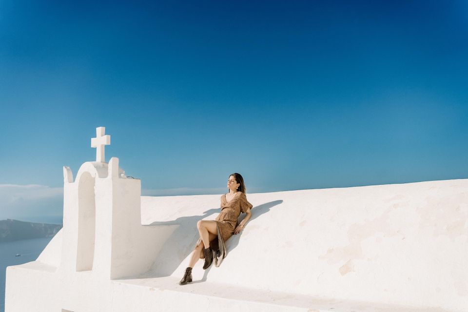 Santorini: Exclusive Personalized Photoshoot Session - Accessibility and Restrictions