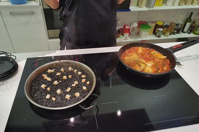 Small Group Tapas and Paella Cooking Class in Madrid - Positive Guest Reviews