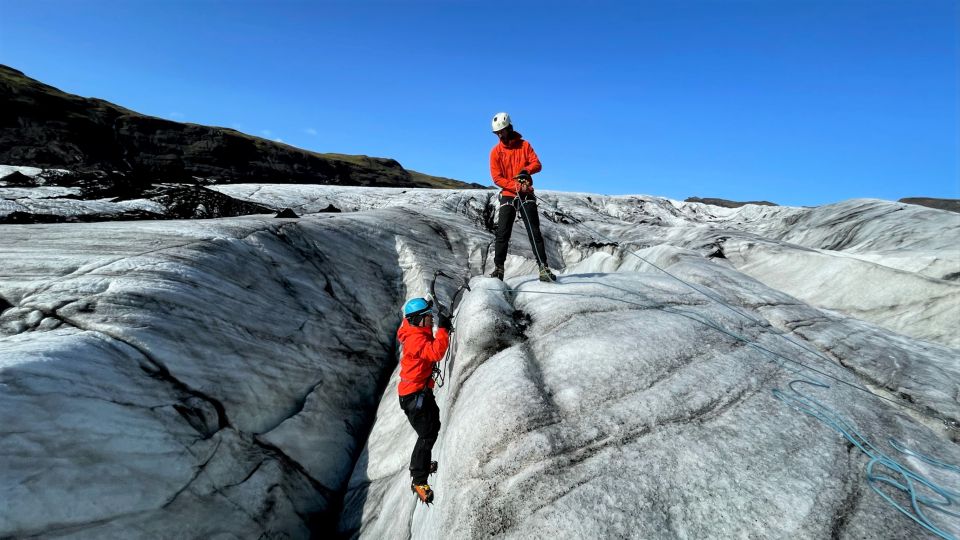 Sólheimajökull: Private Extreme Glacier Hike With Ropes - Getting Close to the Edge