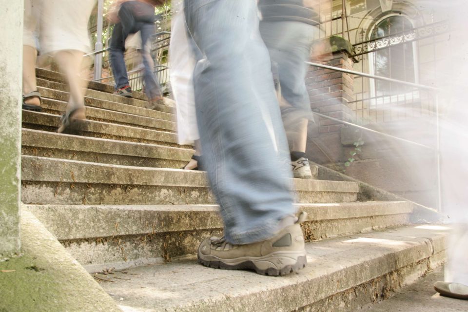 Stuttgart: Staffele Tour in Stuttgart - Stairway Highlights and History