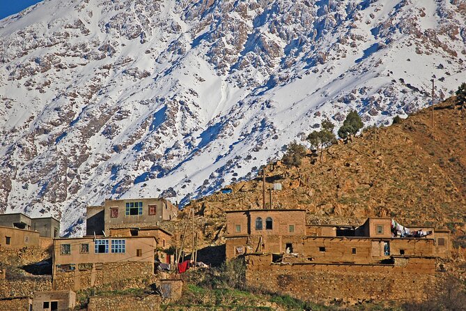 The Atlas Mountains and the 3 Valleys With a Delicious Lunch in a Berber House - Secluded Mountain Road Stops and Villages