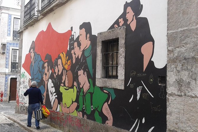 The Real Lisbon Street Art Small-Group Guided Tour by Minivan - Stories Behind the Artworks