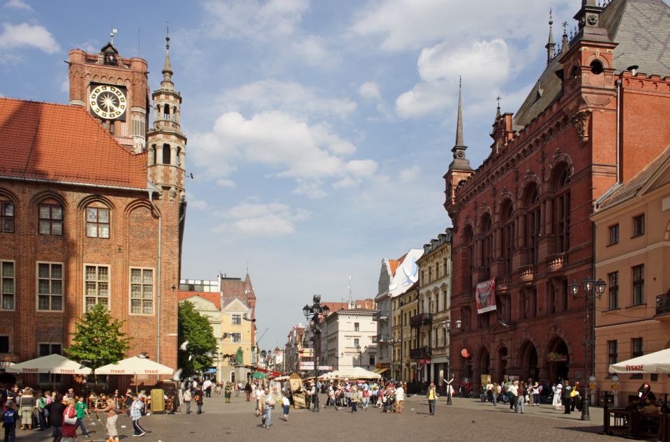 Torun Living Museum of Gingerbread and Old Town Private Walk - Meeting Point and Availability