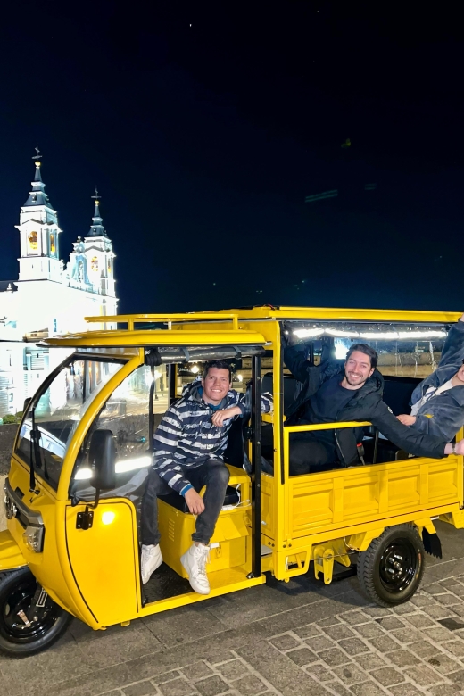 Tuk Tuk 1 Hour for the Best of Madrid With Audio Guide - Language Options Available