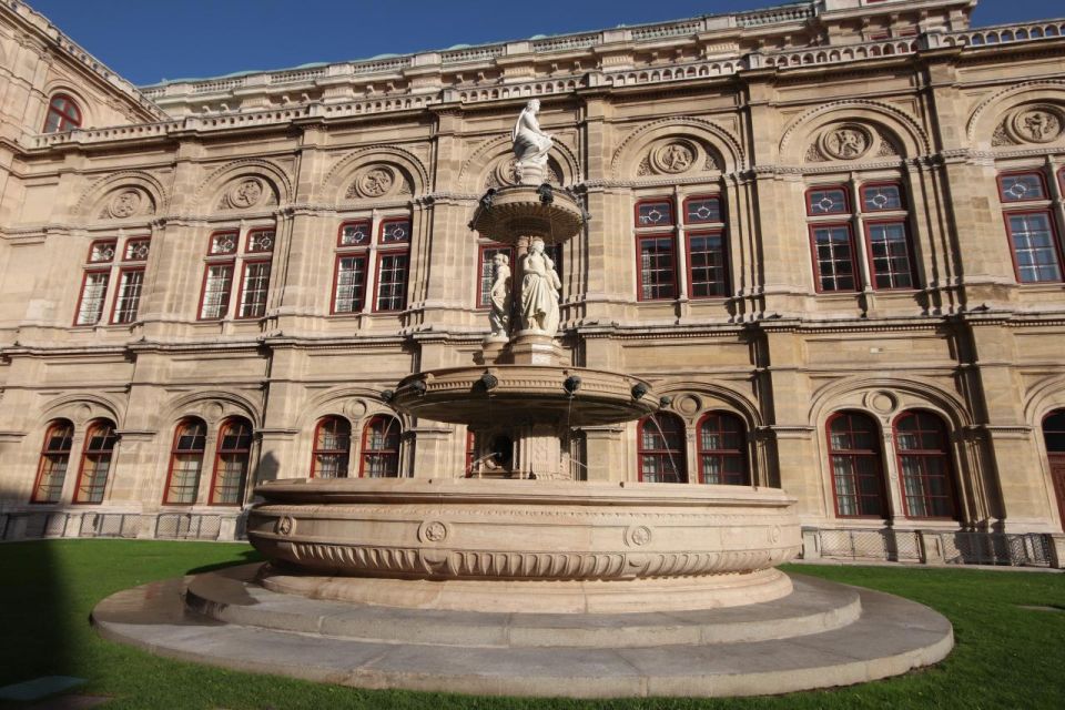 Vienna City/Old Town Audio Rally by P.I. Sir Peter Morgan - Navigating the Cobbled Streets