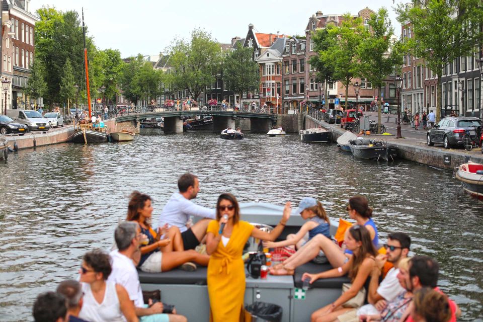 Visit Amsterdam by Boat With a French Guide - Customer Reviews