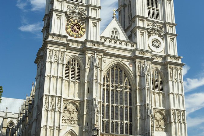 Westminster Abbey Tour and Optional Visit to Houses of Parliament in London - Admiring the Elizabeth Tower