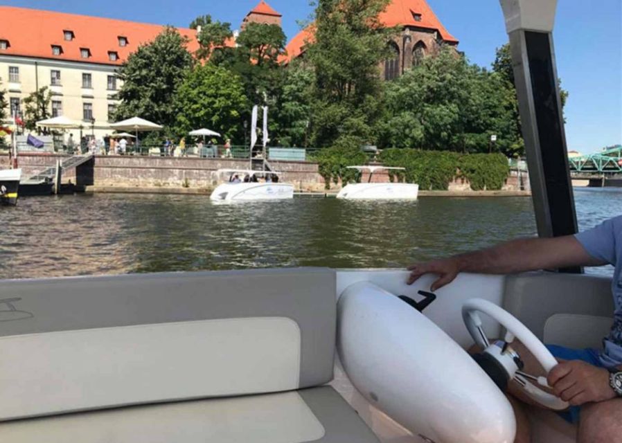 Wroclaw: City Walk and Cruise by Luxury Solar Catamaran - Customer Reviews and Ratings