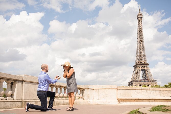 1-hour Photoshoot at the Eiffel Tower Trocadero Paris - Reviews and Feedback