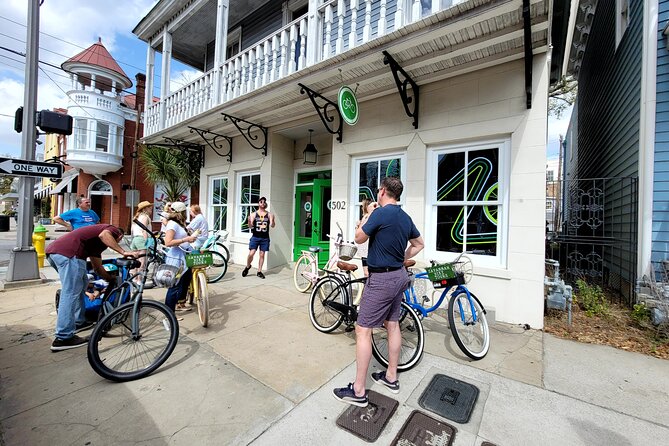 2-Hour Explore Savannah Bike Tour - Meeting Point and Accessibility