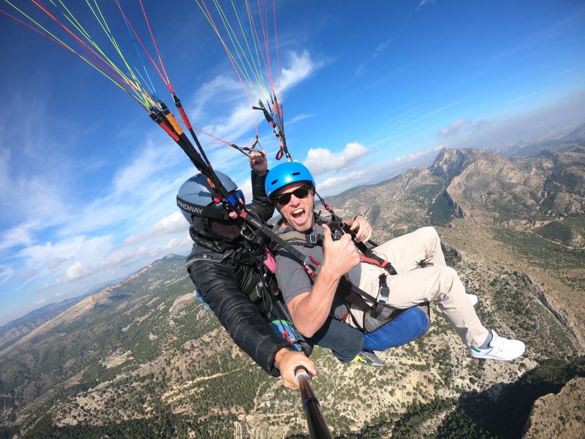 Alicante and Santa Pola: Tandem Paragliding Flight - Customer Ratings and Reviews