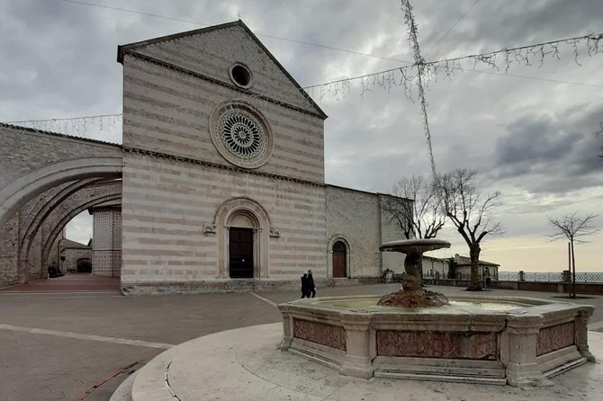 Assisi: the Three Major Basilicas. St. Francis, St. Clare and Porziuncola Chapel - Basilica of St. Clare