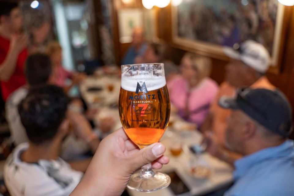 Barcelona: Tapas and Drinks Tour of Old Town - Tasting Local Beverages