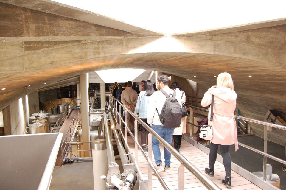 Barcelona: Wine & Sparkling Wine Premium Tour - Booking Information