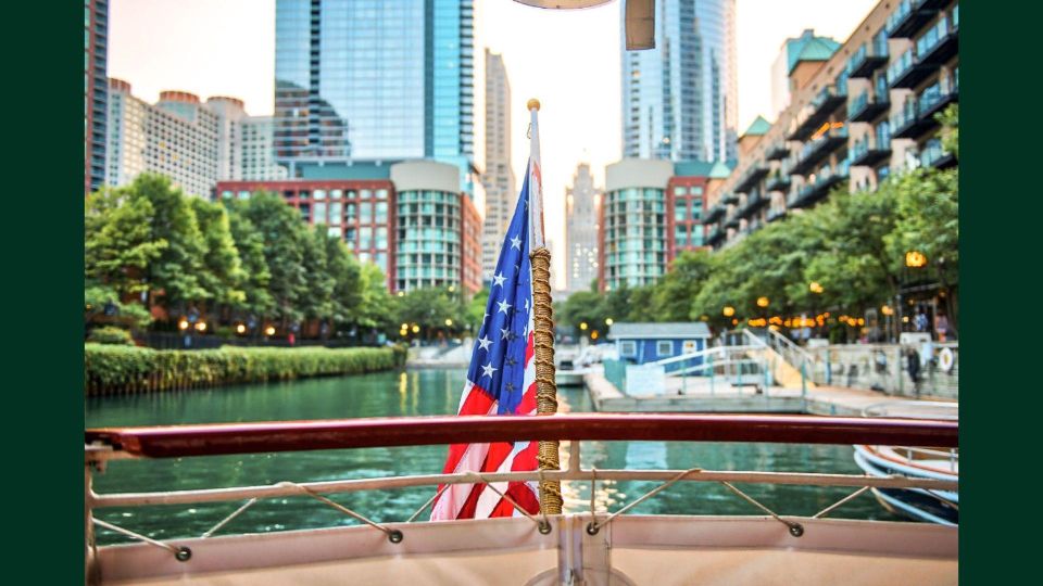 Chicago: Architecture Boat Tour With Drinks - Wheelchair Accessibility