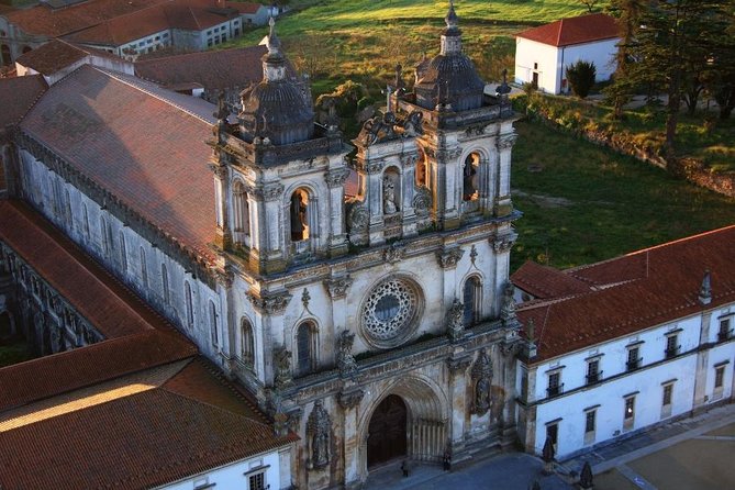 Convent of Christ, Batalha and Alcobaça Monasteries Tour From Lisbon - Tour Duration and Group Size