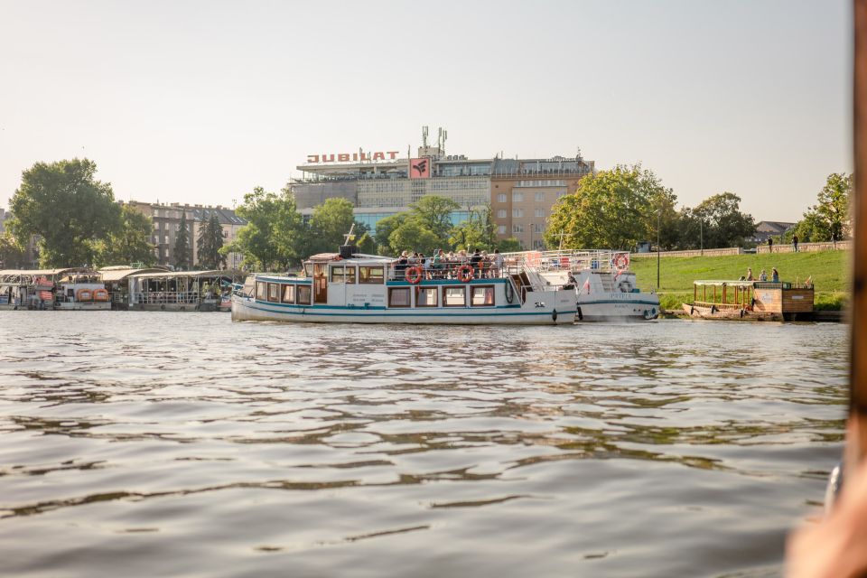 Cracow: Vistula River Sightseeing Cruise - Private Group Options Available