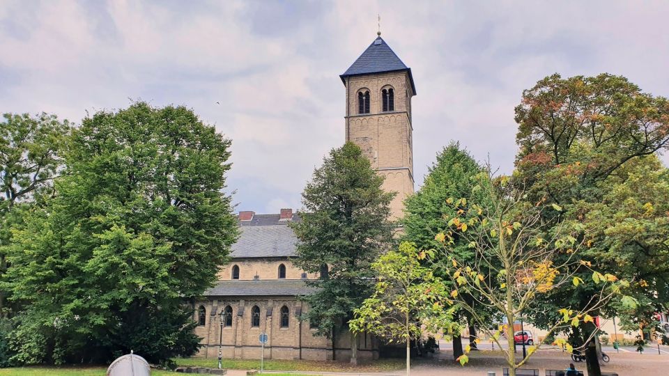 Düsseldorf: Self-Guided Walk Along River Düsseldorf to Old Town - Frequently Asked Questions