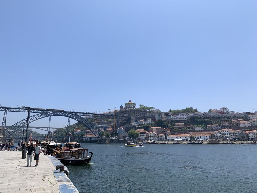 Essential Tour of the Two Banks of the Douro in Porto - Essential Tour of Porto