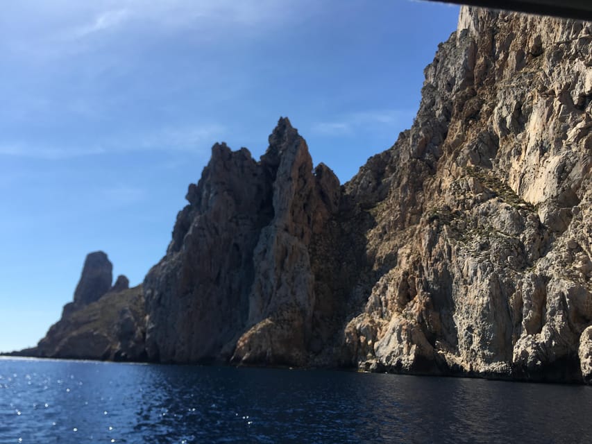 EXCURSION IN PRIVATE BOAT TO ES VEDRA & BEST CAVES OF IBIZA - Exclusions