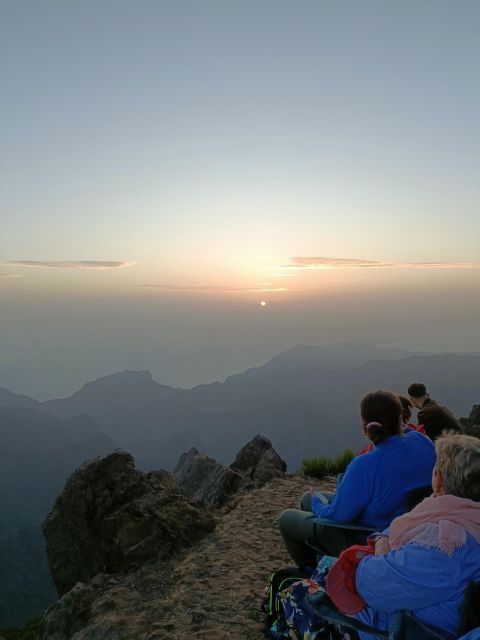 From 0 to 1818 Meters to Pico Do Arieiro Sunrise - Pickup and Drop-off Locations