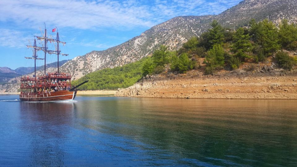 From Alanya: Green Canyon Day Trip With Lunch and Boat Ride - Tranquil Fishing at the Canyon