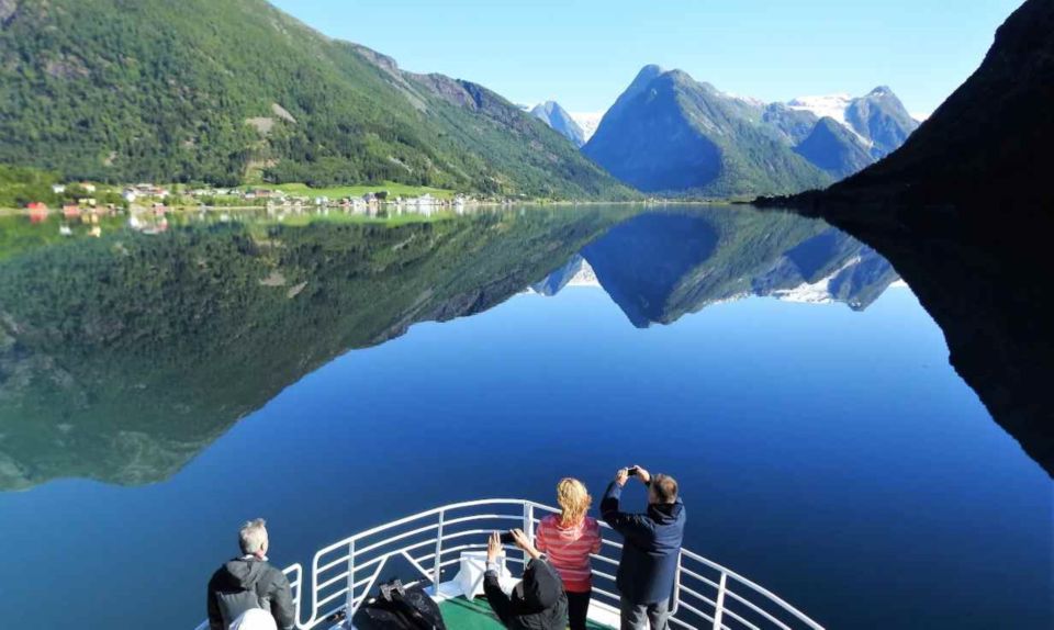 From Balestrand: Guided Fjord & Glacier Tour to Fjærland - Departure From Fjærland