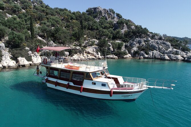 From Kekova Üçağzı Private Boat Tour - Boat and Crew