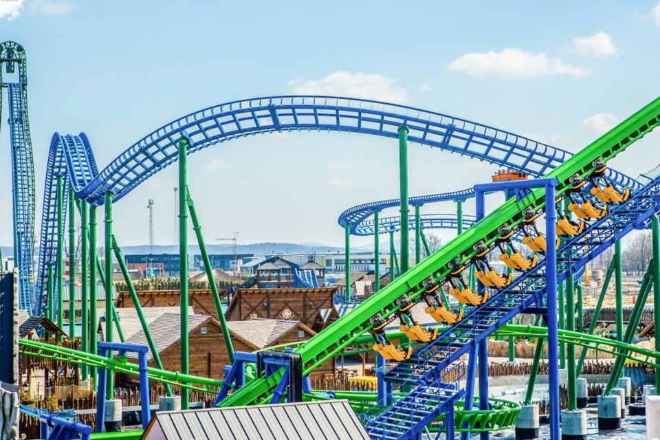 From Kraków: Energylandia Amusement Park Transfer and Entry - Private Transfer and Dining Options