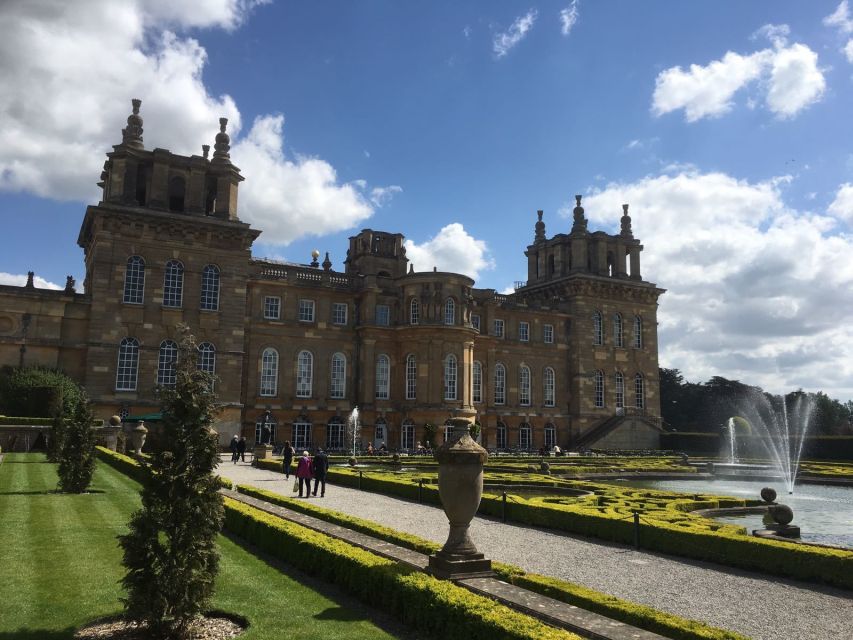 From Oxford: Blenheim Palace Guided Tour - Christmas Display Exhibition