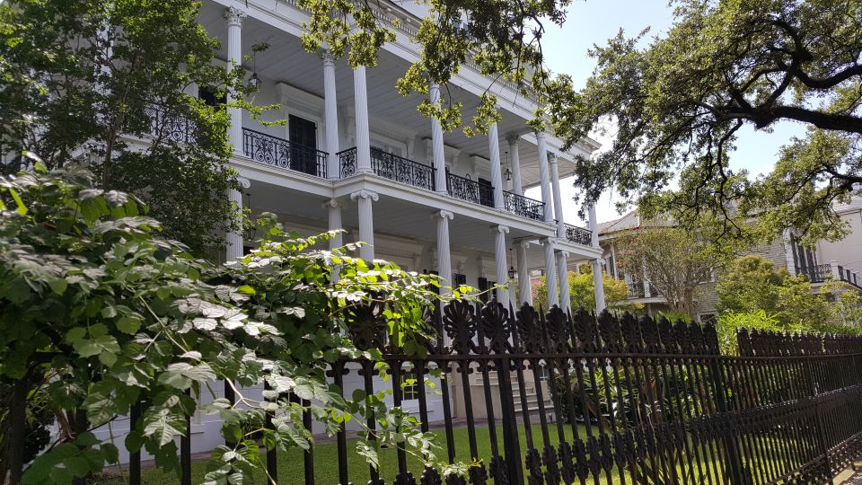 Glamorous Garden District Tour - Movie and TV Locations