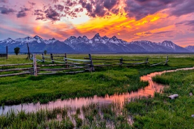 Grand Teton Wildlife Safari in a Enclosed or Open-Air Vehicle (Season Dependent) - Clothing and Group Size Details