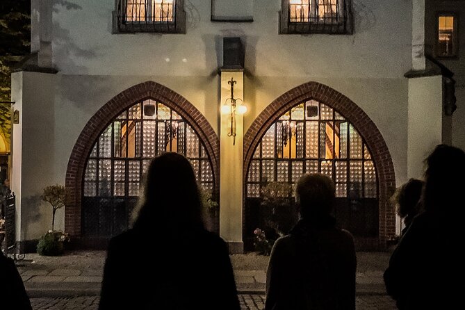 Gruseltour Berlin Haunted Ghost Walk 90-Minute at Berlin Mitte City Center - Additional Important Information