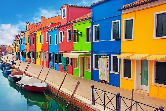 Island Hopping Tour: Mazzorbo, Burano and Murano - Accessibility and Service Animals