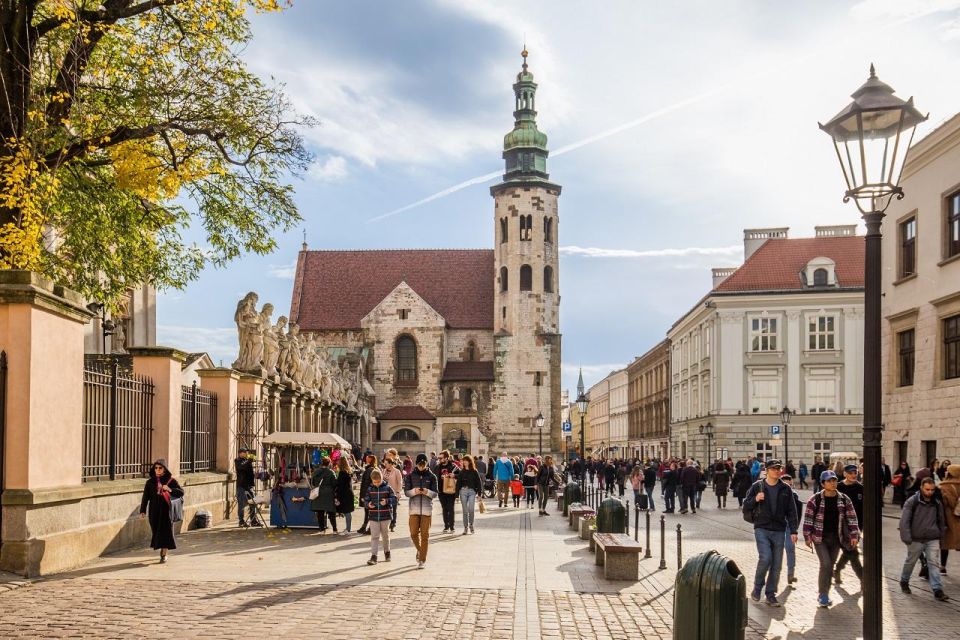 Krakow: Old Town Short Walk With St. Marys Basilica Visit - Frequently Asked Questions