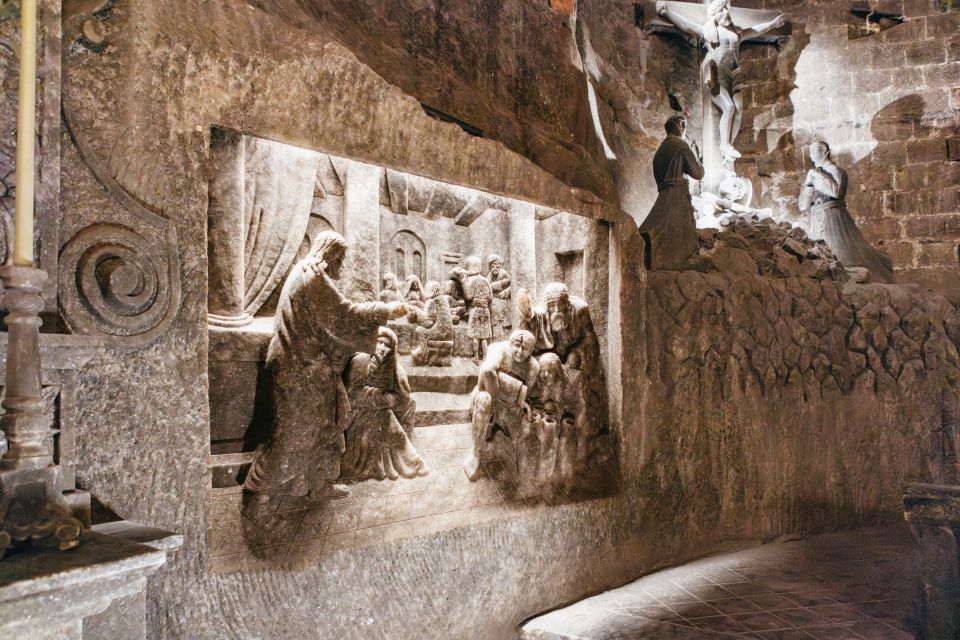 Krakow: Wieliczka Salt Mine Guided Walking Tour - Explore Breathtaking Underground Galleries