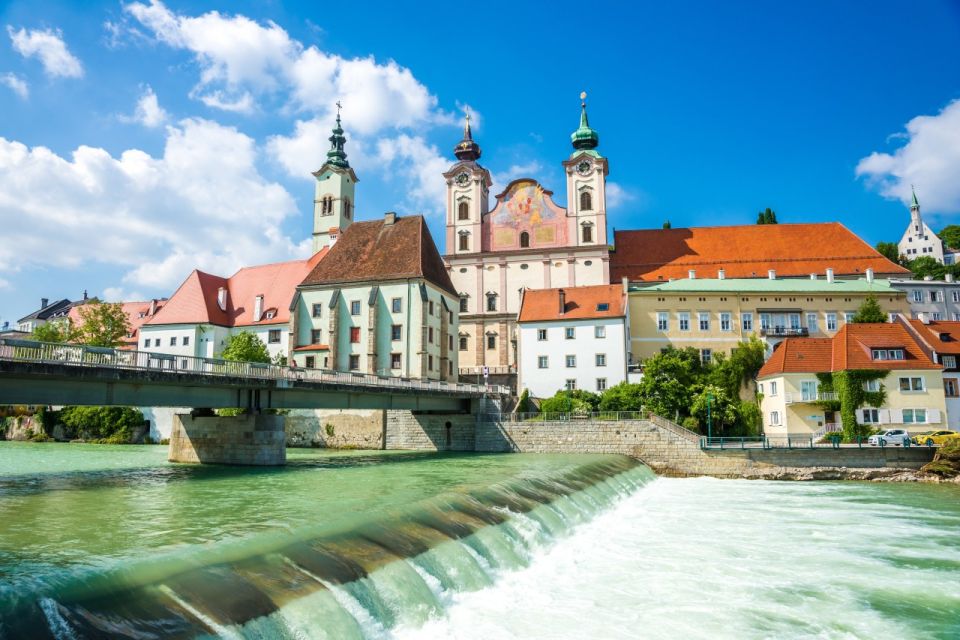 Linz Old Town Private Walking Tour and Cruise - Booking and Cancellation Details