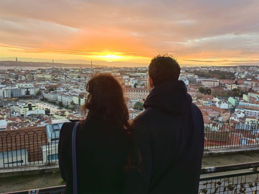 Lisbon: Couple Tour by Private Tuk-Tuk - Inclusions and Special Care