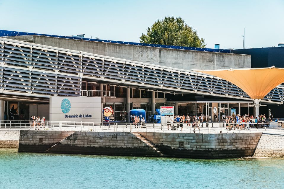 Lisbon: Oceanarium Of Lisbon Entrance Ticket - Exploring the Exhibits