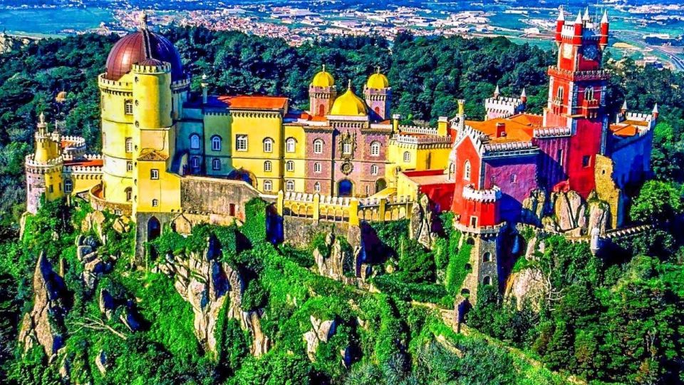 Lisbon: Pena Palace, Sintra, Cabo Da Roca, & Cascais - Frequently Asked Questions