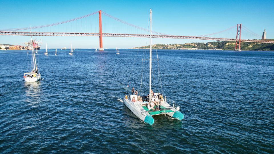 Lisbon: Sunset Catamaran Tour With Music and Drink - Customer Ratings and Reviews