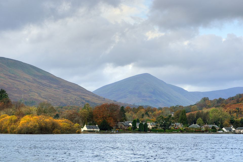 Loch Lomond: Island Discovery 2-Hour Cruise - Visiting Luss Village