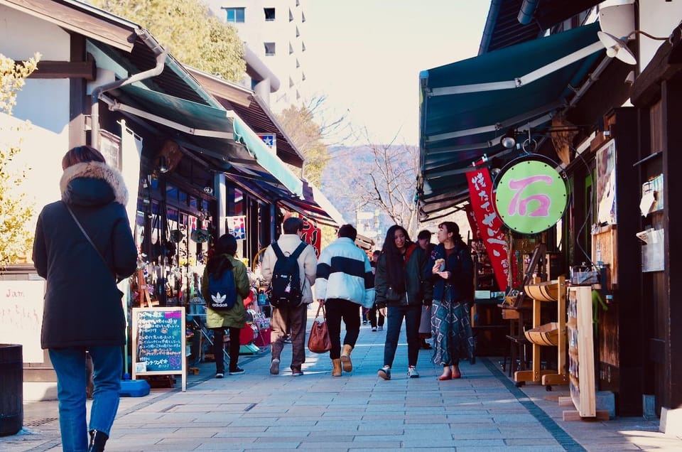 Matsumoto Sake Tasting Walking Tour in Nagano - Group Size and Language