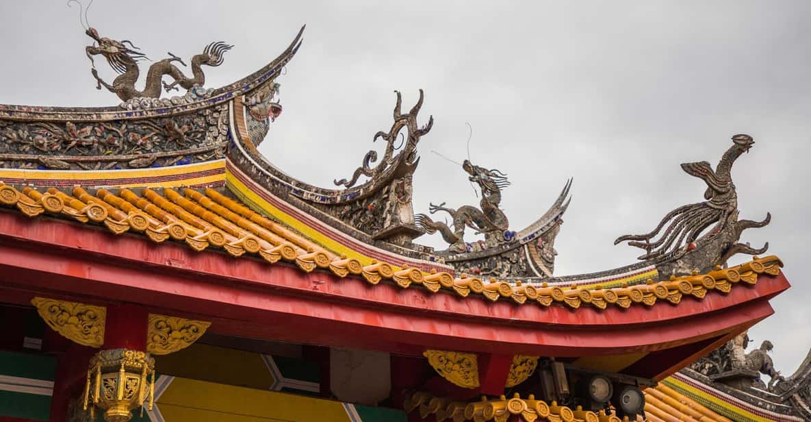 Nagasaki Heritage Trail: Cathedrals, Bridges & Chinatown - Oura Cathedral Exploration