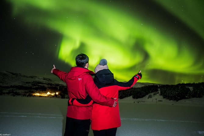 Northern Lights, Small Group With an True Expert Hunter and a Photographer - Expert Hunter and Photographer