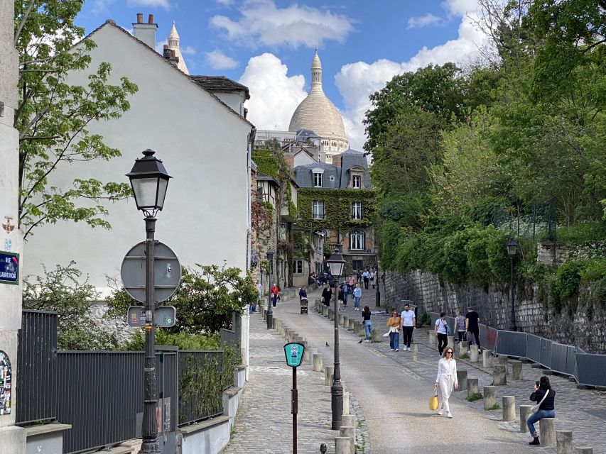 Paris: Guided Treasure Hunt Through Montmartre - Inclusions and Exclusions